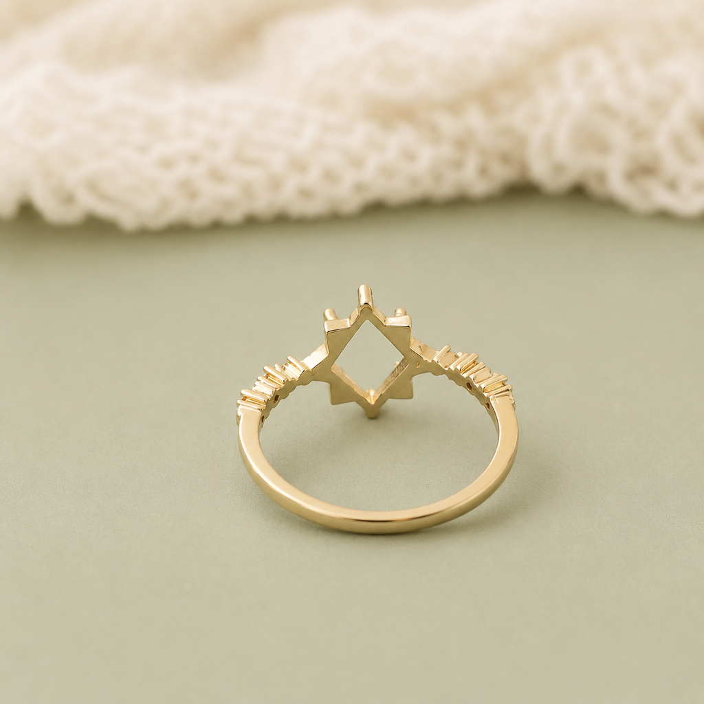 925 Sterling Silver Retro Rhombus Ring Setting in gold – back view